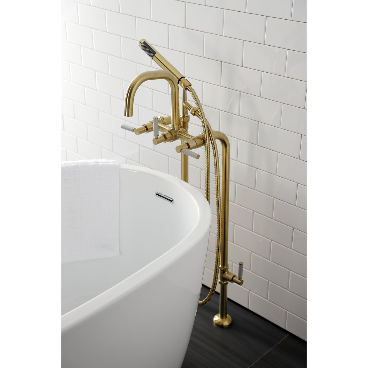 Vintage CCK8406DKL Concord Freestanding Tub Faucet with Supply Line,Stop Valve