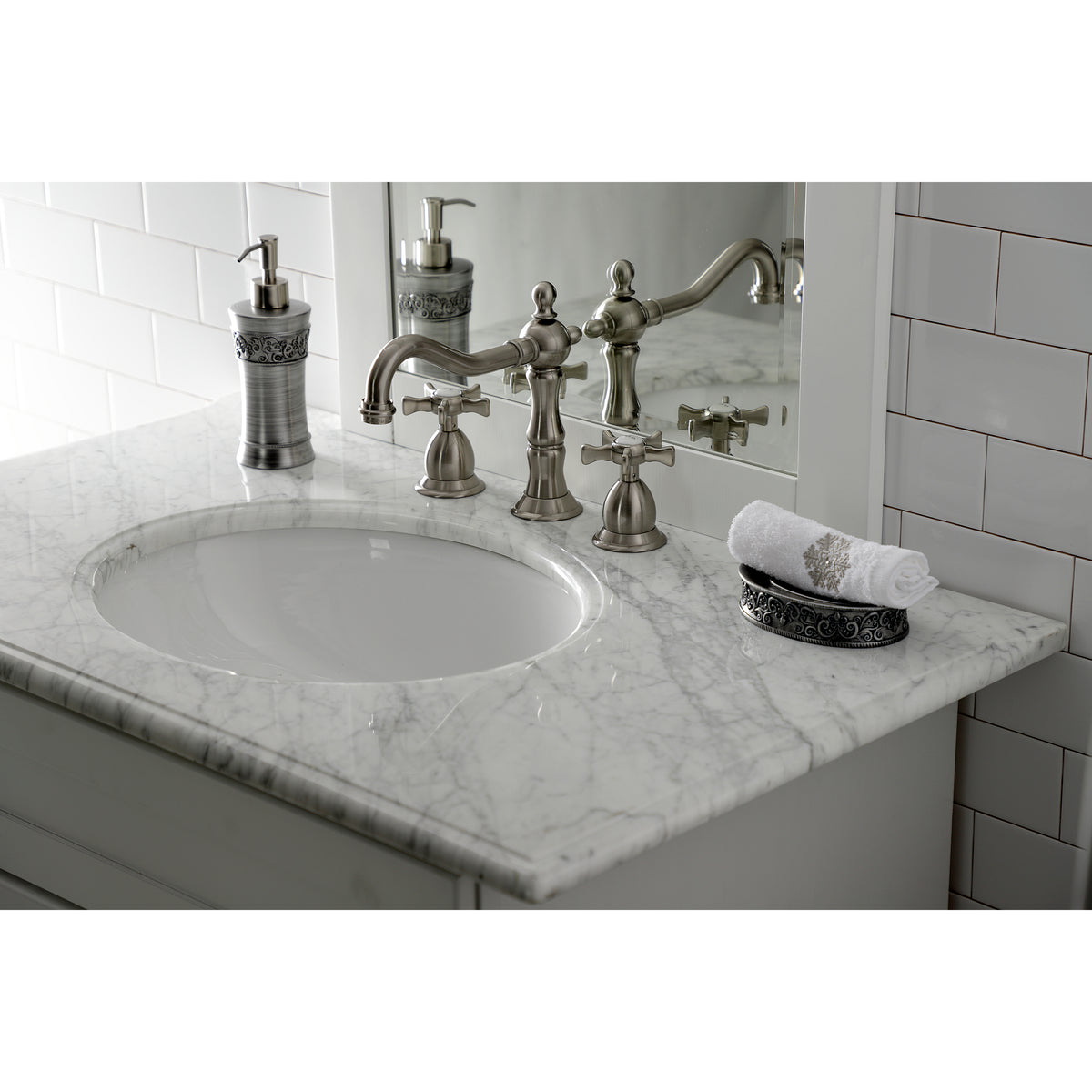 Kingston Brass KS1977NX Hamilton Widespread Bathroom Faucet with Brass Pop-Up