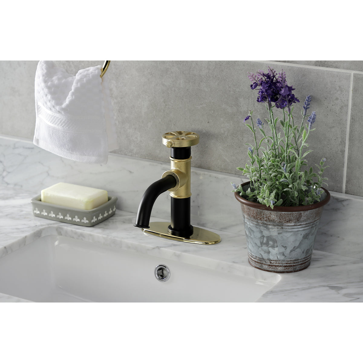 Kingston Brass KSD2824RX Belknap Single-Handle Bathroom Faucet with Push Pop-Up