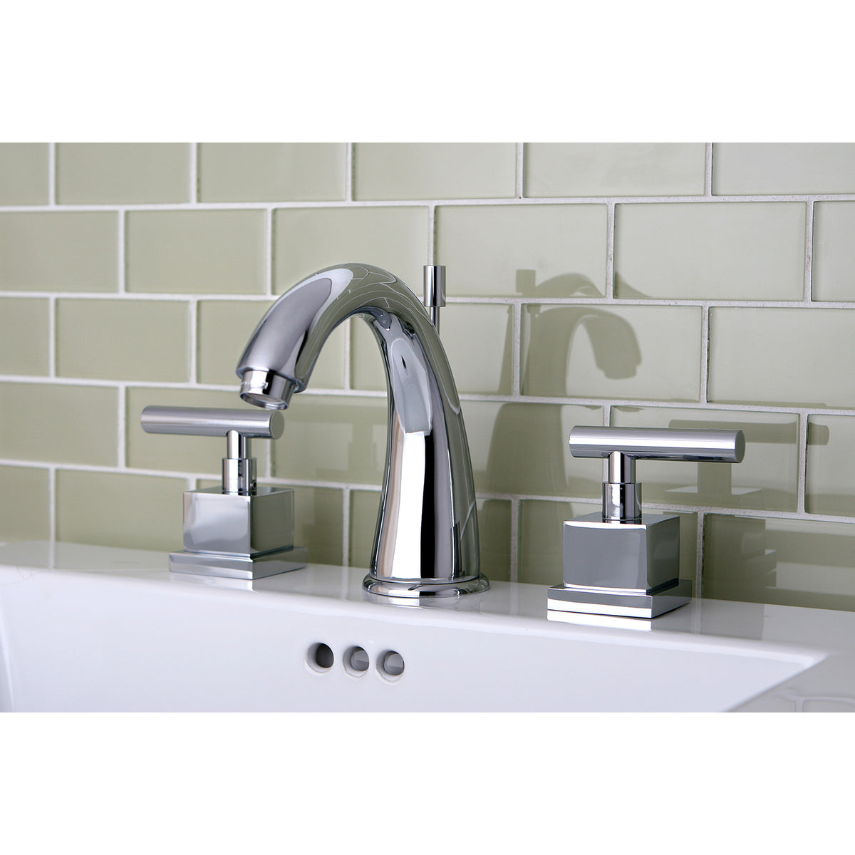 Kingston Brass KS2961CQL 8 in. Widespread Bathroom Faucet