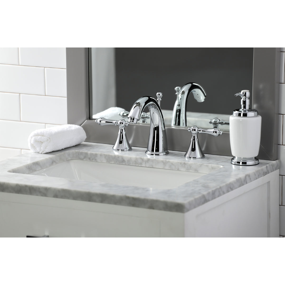 Kingston Brass KS2978AL 8 in. Widespread Bathroom Faucet