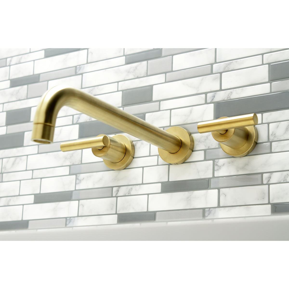 Manhattan Wall Mount Tub Faucet