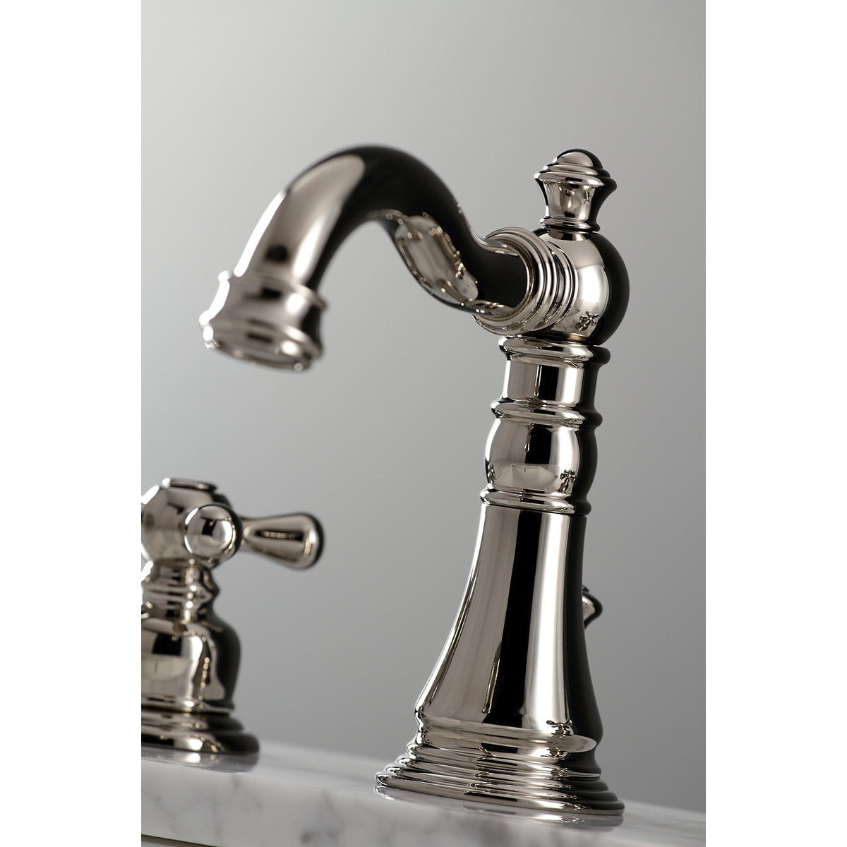 Fauceture FSC1972AX American Classic 8 in. Widespread Bathroom Faucet