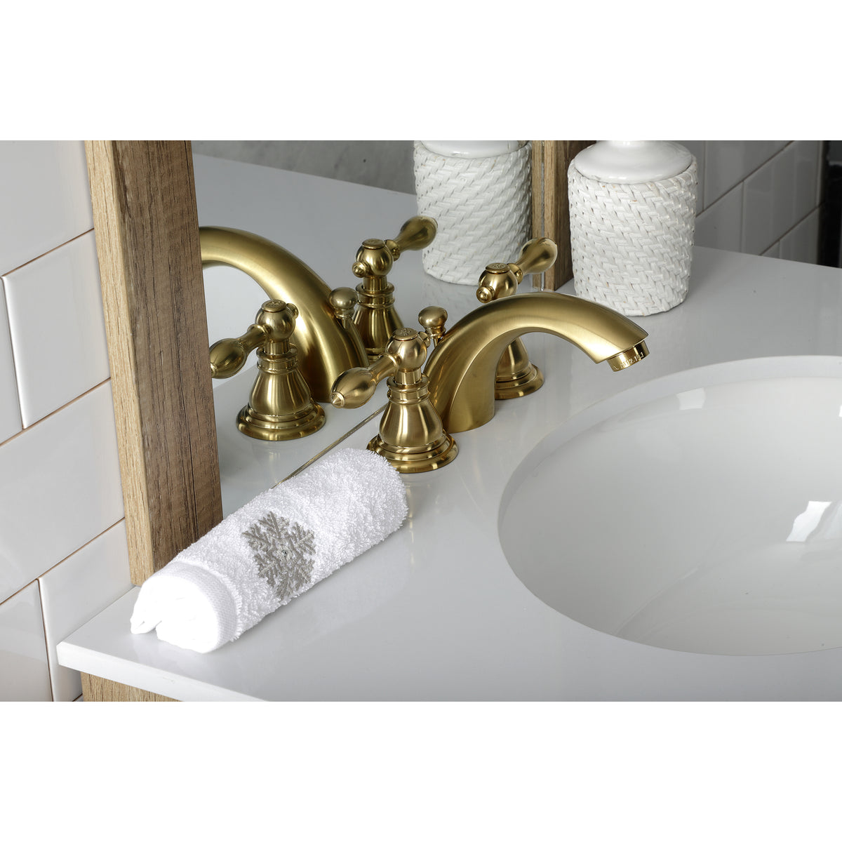 Kingston Brass KB958ACL American Classic Mini-Widespread Bathroom Faucet with Plastic Pop-Up