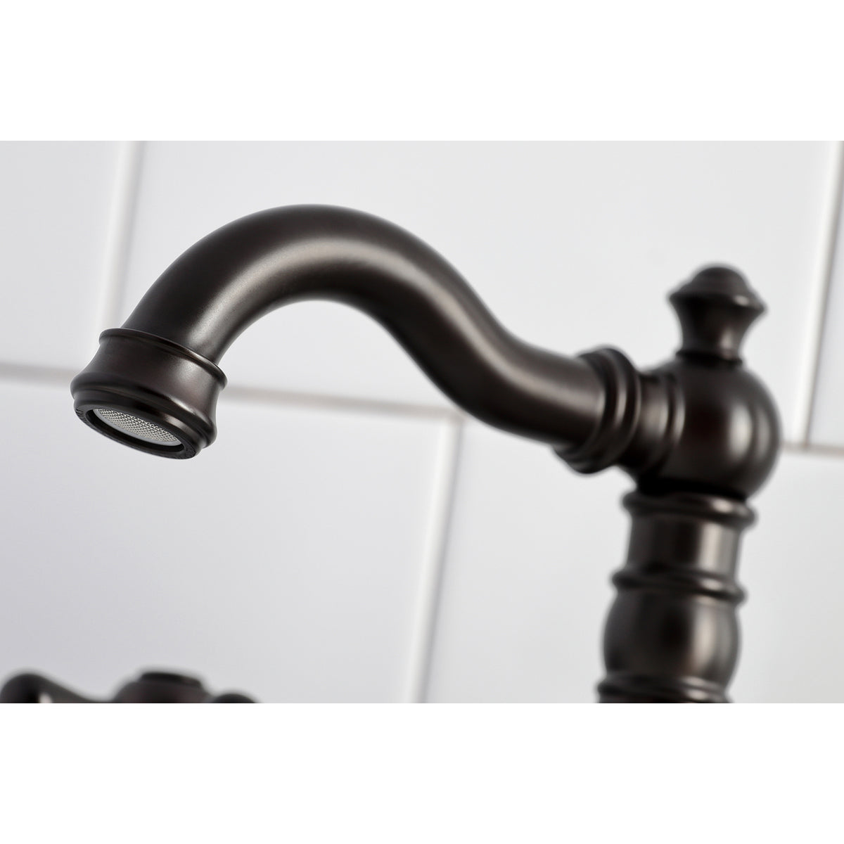 Fauceture FSC1972AX American Classic 8 in. Widespread Bathroom Faucet