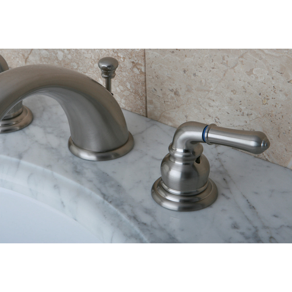Kingston Brass KB963 Magellan Widespread Bathroom Faucet with Retail Pop-Up