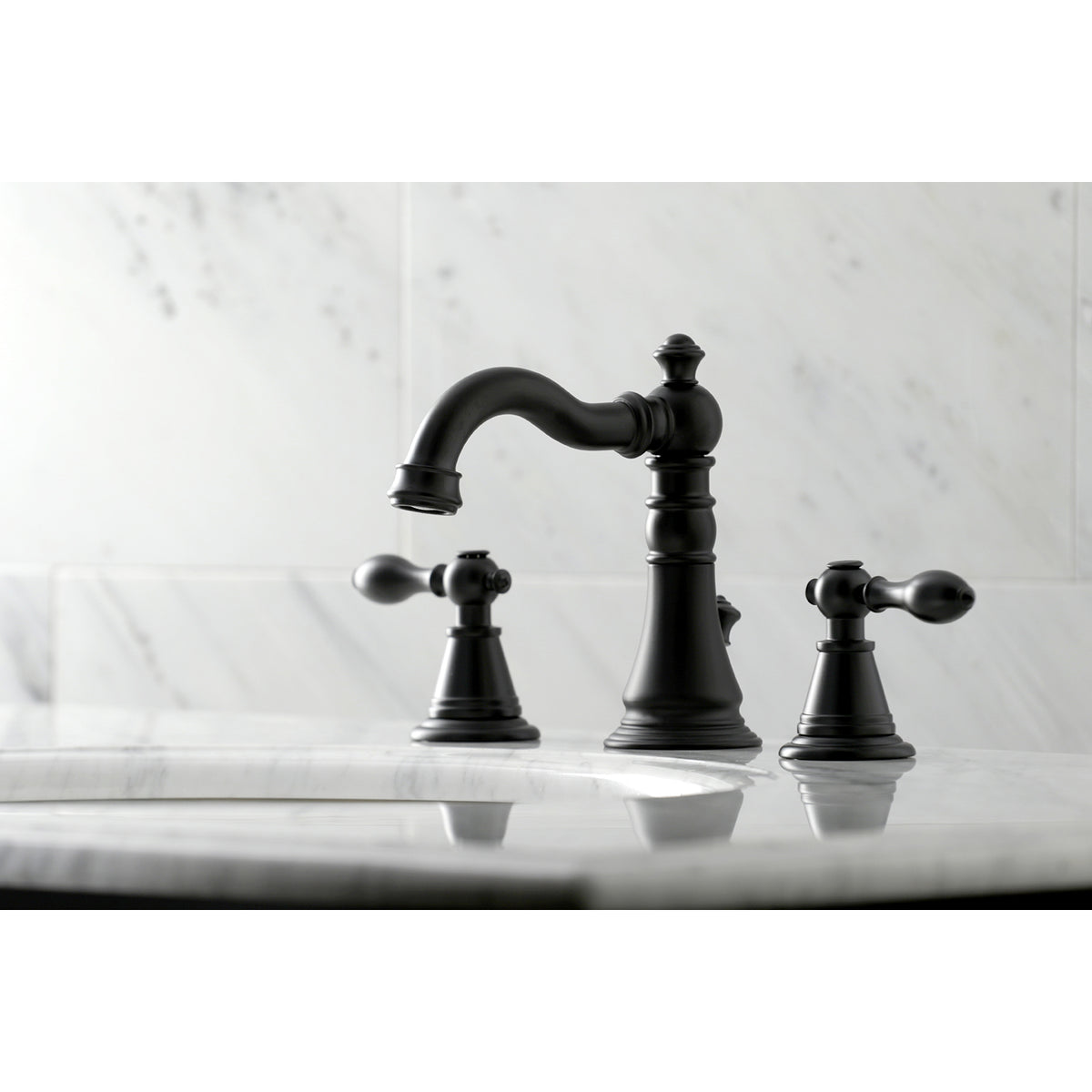 Fauceture FSC1970AL English Classic Widespread Bathroom Faucet