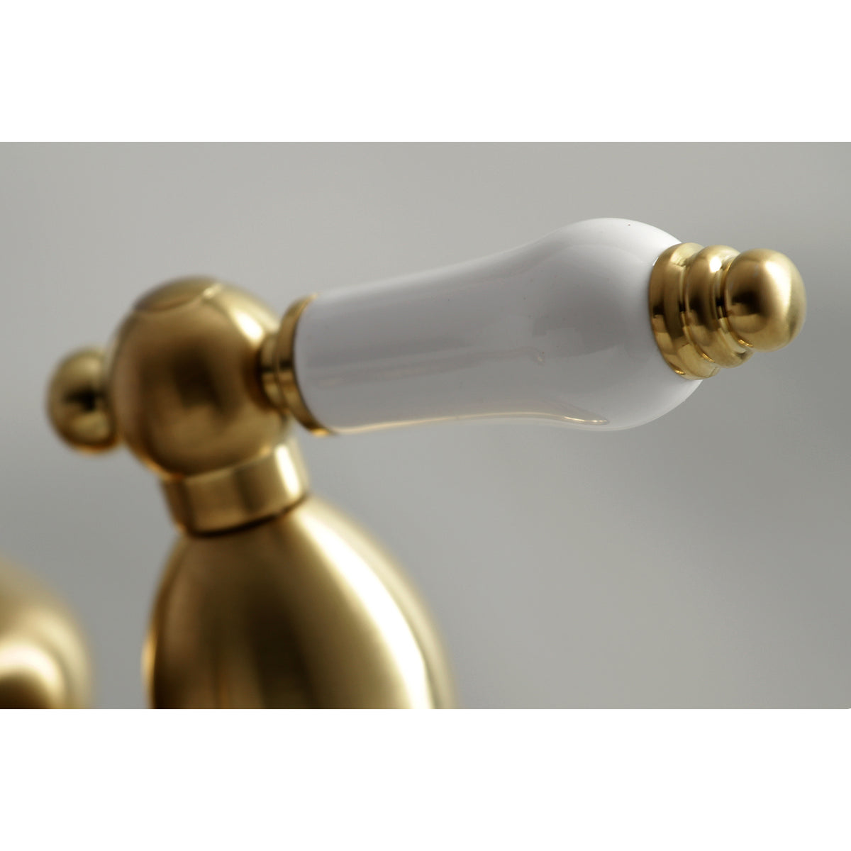 Kingston Brass KS3605PL 4 in. Centerset Bathroom Faucet