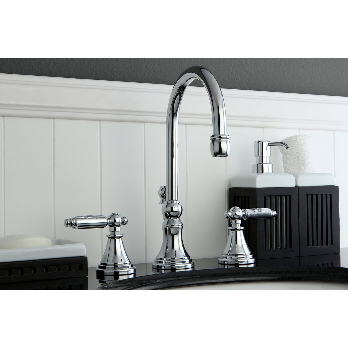 Fauceture FS2988GL 8 in. Widespread Bathroom Faucet
