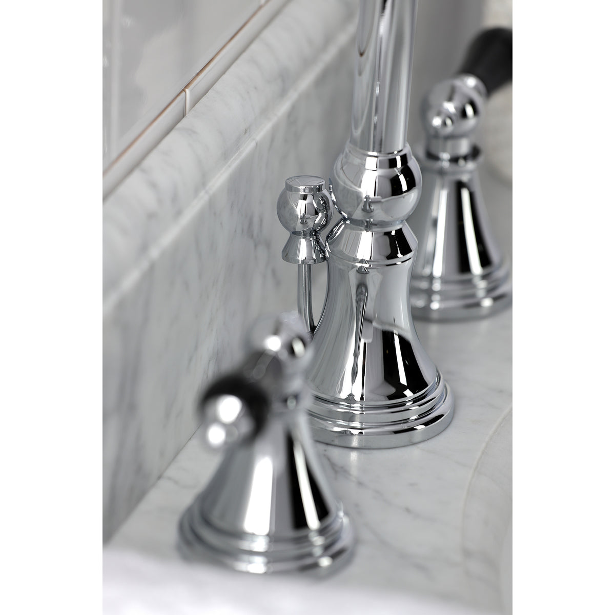 Kingston Brass KS2982PKL Duchess Widespread Bathroom Faucet with Brass Pop-Up