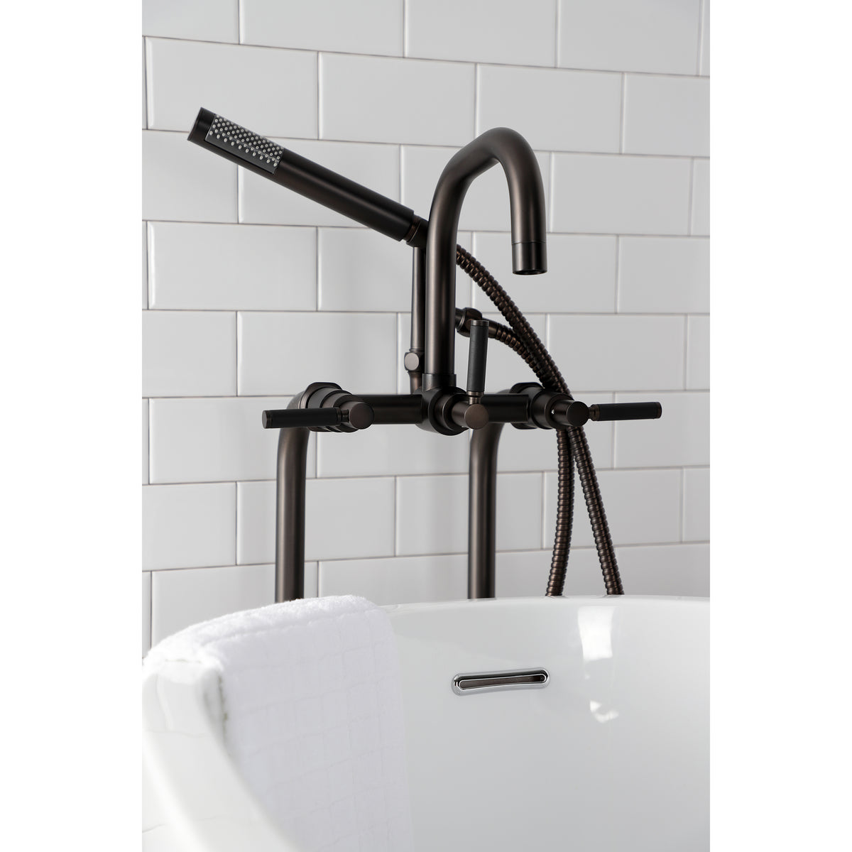 Vintage CCK8406DKL Concord Freestanding Tub Faucet with Supply Line,Stop Valve