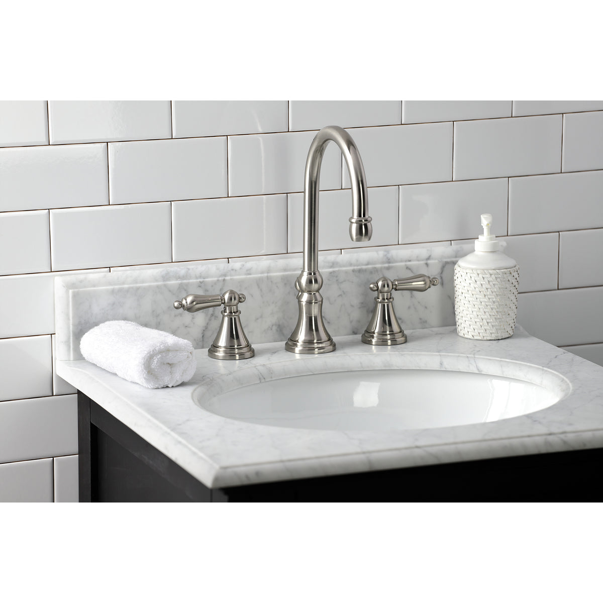 Kingston Brass KS2980AL Governor Widespread Bathroom Faucet