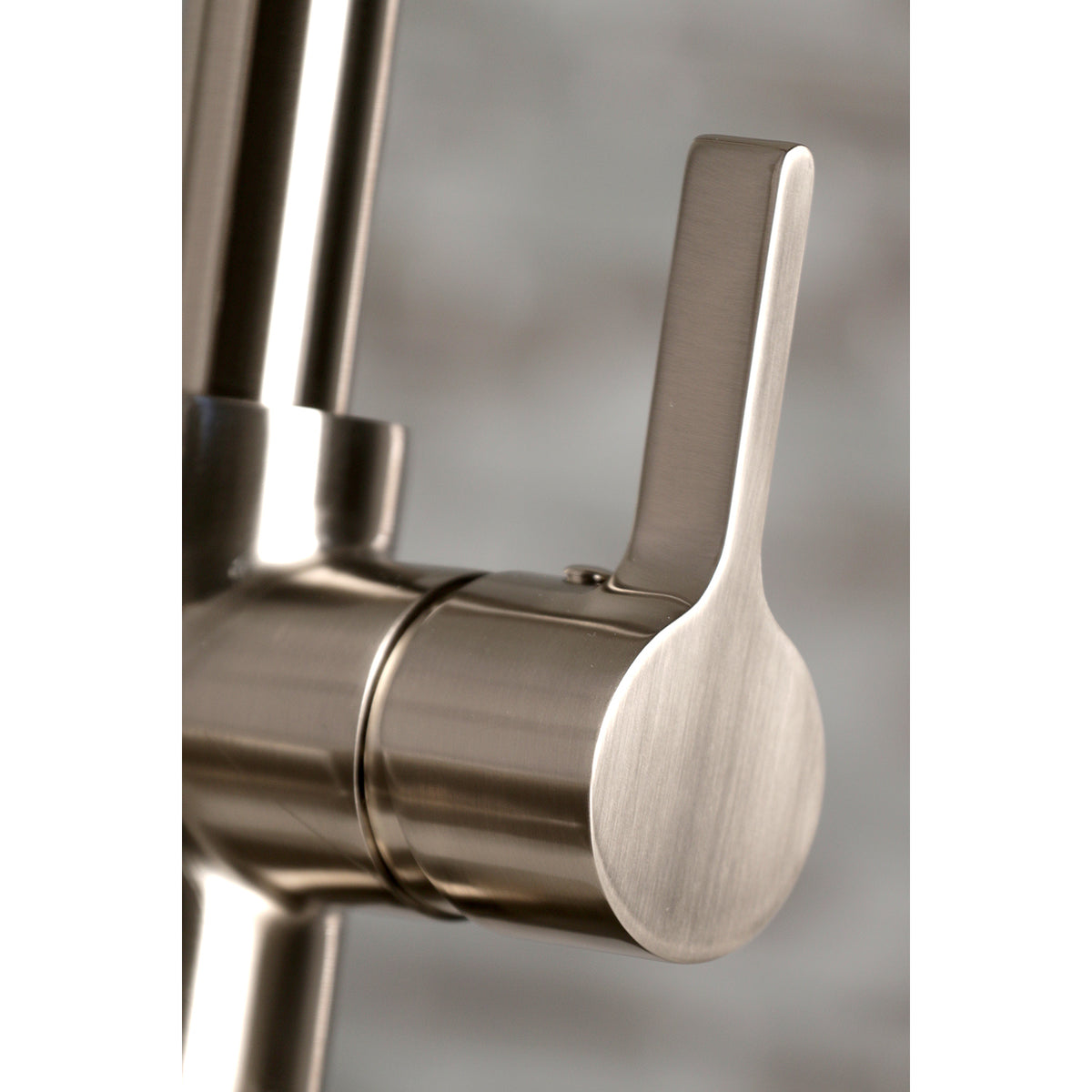 Gourmetier LS8505CTL Continental Single-Handle Pre-Rinse Kitchen Faucet