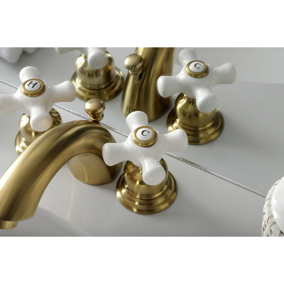 Kingston Brass KB955PX Victorian Mini-Widespread Bathroom Faucet