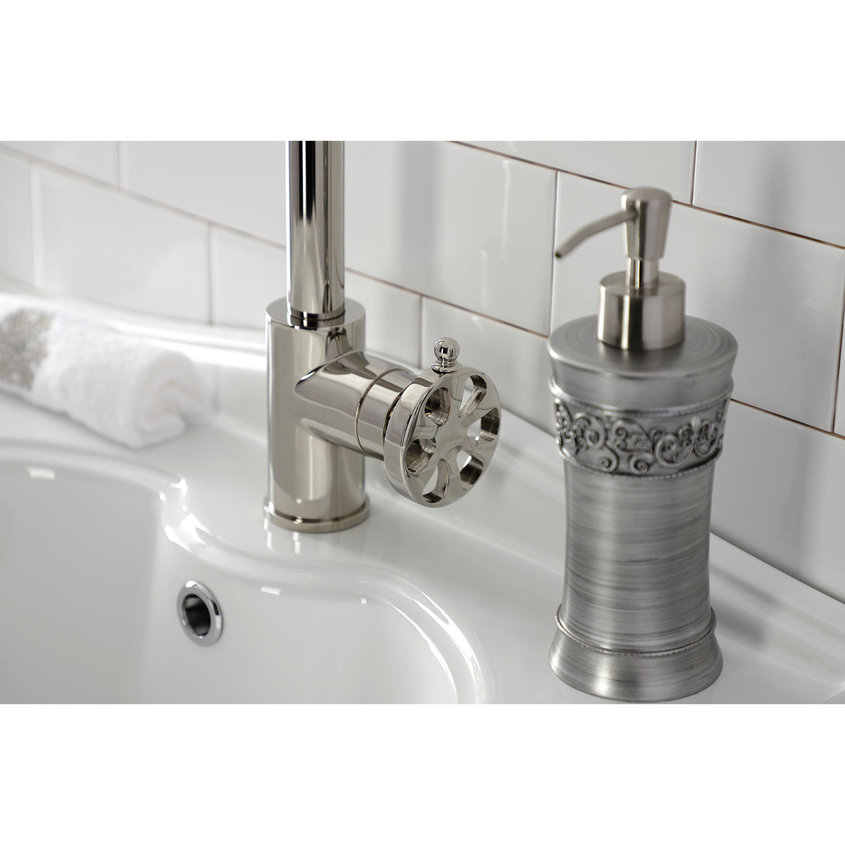 Kingston Brass KS144RXPN Belknap Single-Handle Bathroom Faucet with Push Pop-Up