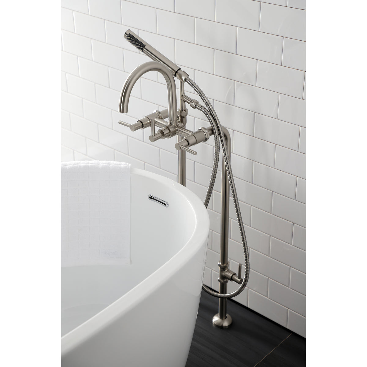 Vintage CCK8108DL Concord Freestanding Tub Faucet with Supply Line, Stop Valve