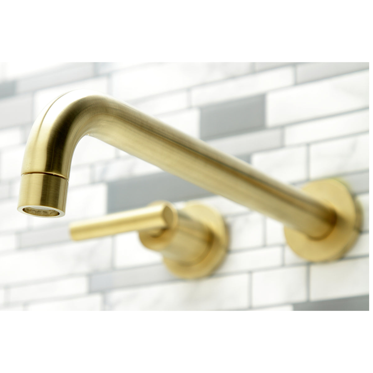 Manhattan Wall Mount Tub Faucet