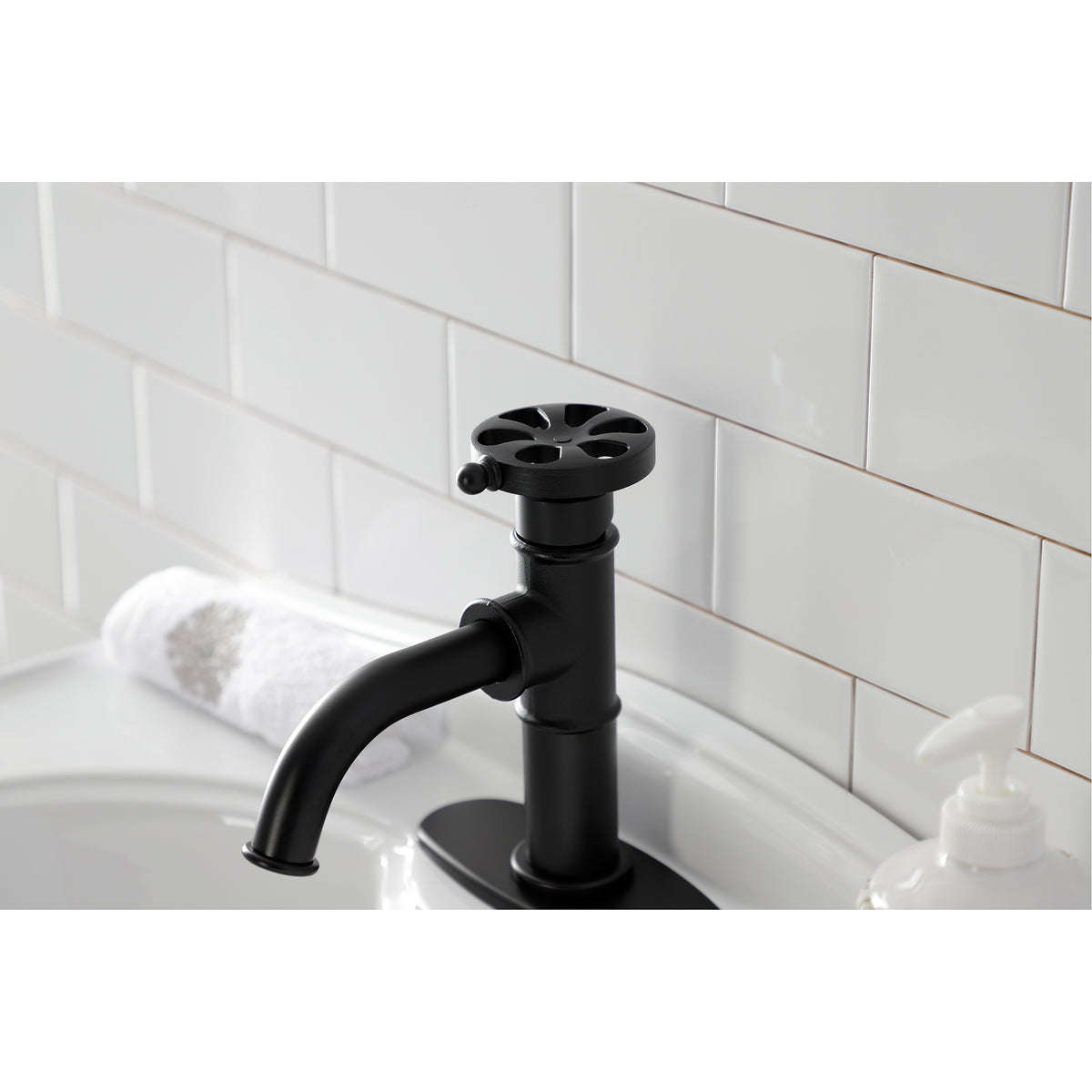 Kingston Brass KSD2824RX Belknap Single-Handle Bathroom Faucet with Push Pop-Up