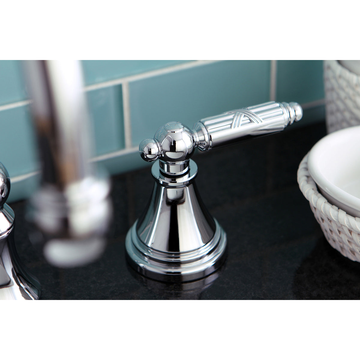 Fauceture FS2988GL 8 in. Widespread Bathroom Faucet