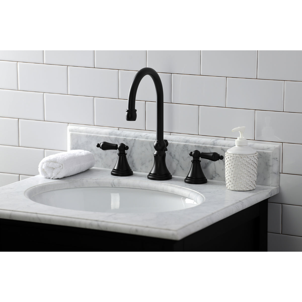 Kingston Brass KS2980AL Governor Widespread Bathroom Faucet