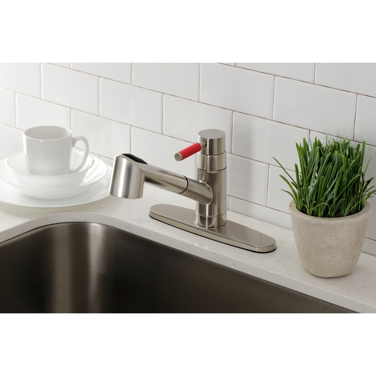 Gourmetier GSC8571DKL Kaiser Single-Handle Pull-Out Kitchen Faucet