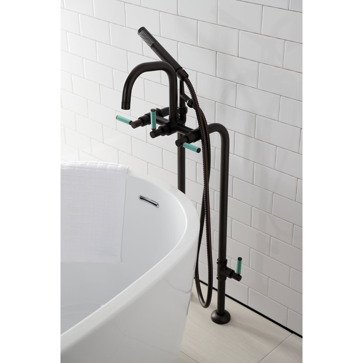 Vintage CCK8406DKL Concord Freestanding Tub Faucet with Supply Line,Stop Valve