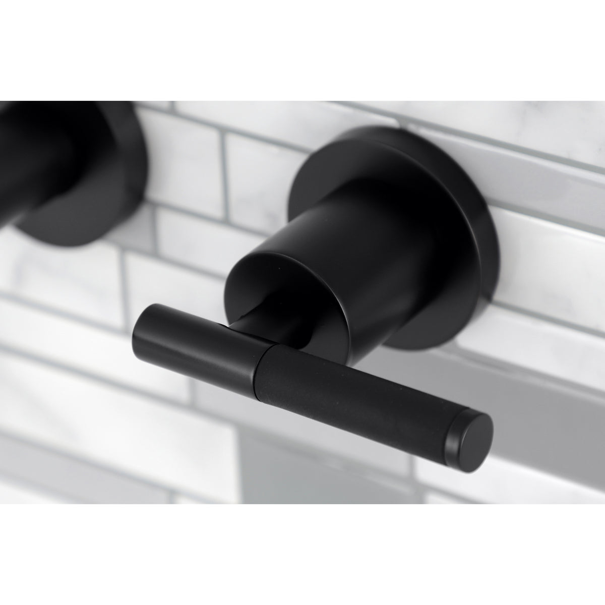 Kaiser 2-Handle Wall-Mount Roman Tub Faucet