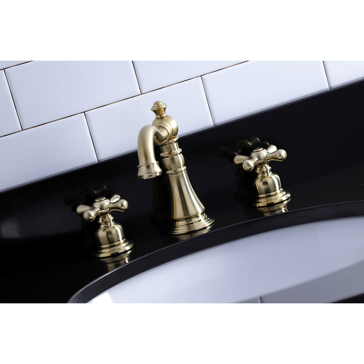 Fauceture FSC1972AX American Classic 8 in. Widespread Bathroom Faucet