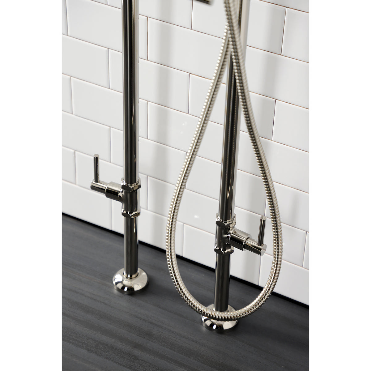 Vintage CCK8108DL Concord Freestanding Tub Faucet with Supply Line, Stop Valve