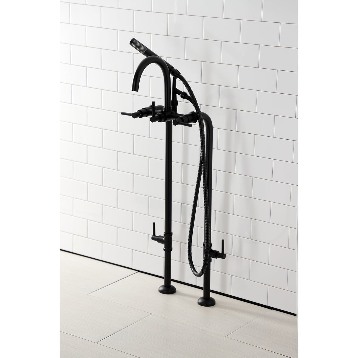 Vintage CCK8108DL Concord Freestanding Tub Faucet with Supply Line, Stop Valve