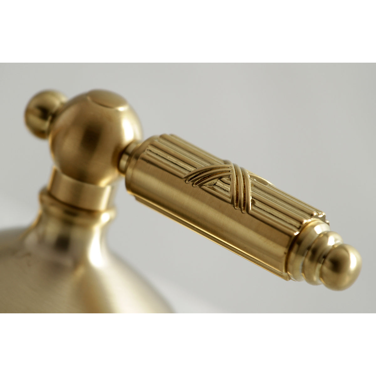 Kingston Brass KS1160GL 8 in. Widespread Bathroom Faucet