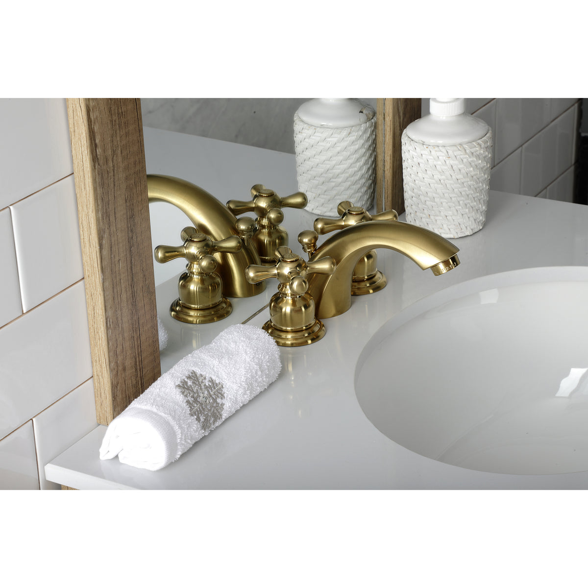 Kingston Brass KB946AX Victorian Mini-Widespread Bathroom Faucet