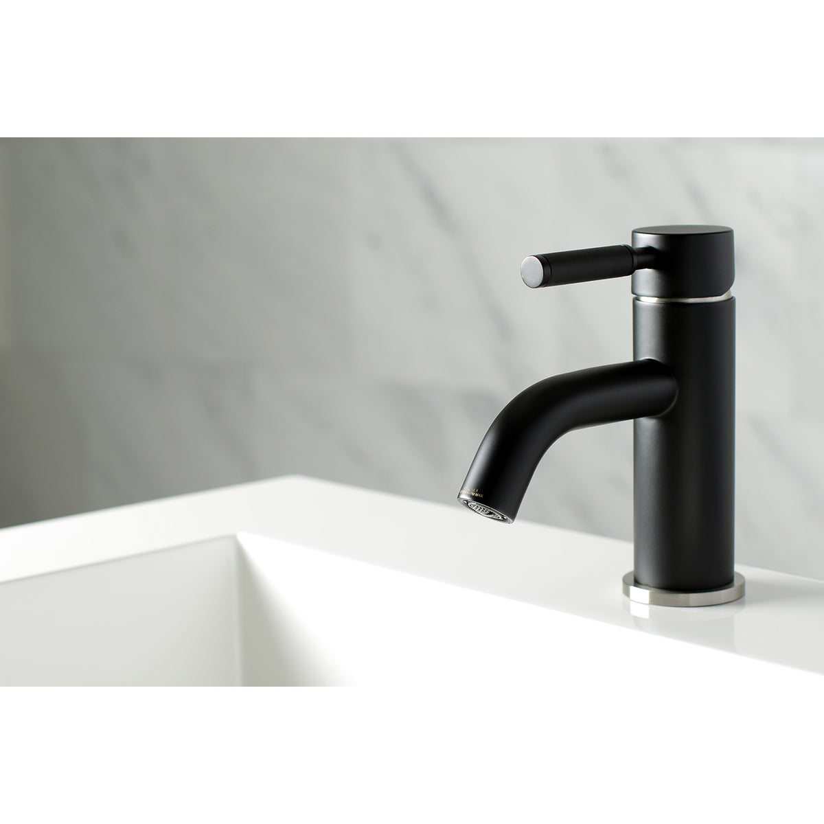 Fauceture LS8229DKL Kaiser Single-Handle Bathroom Faucet with Push Pop-Up