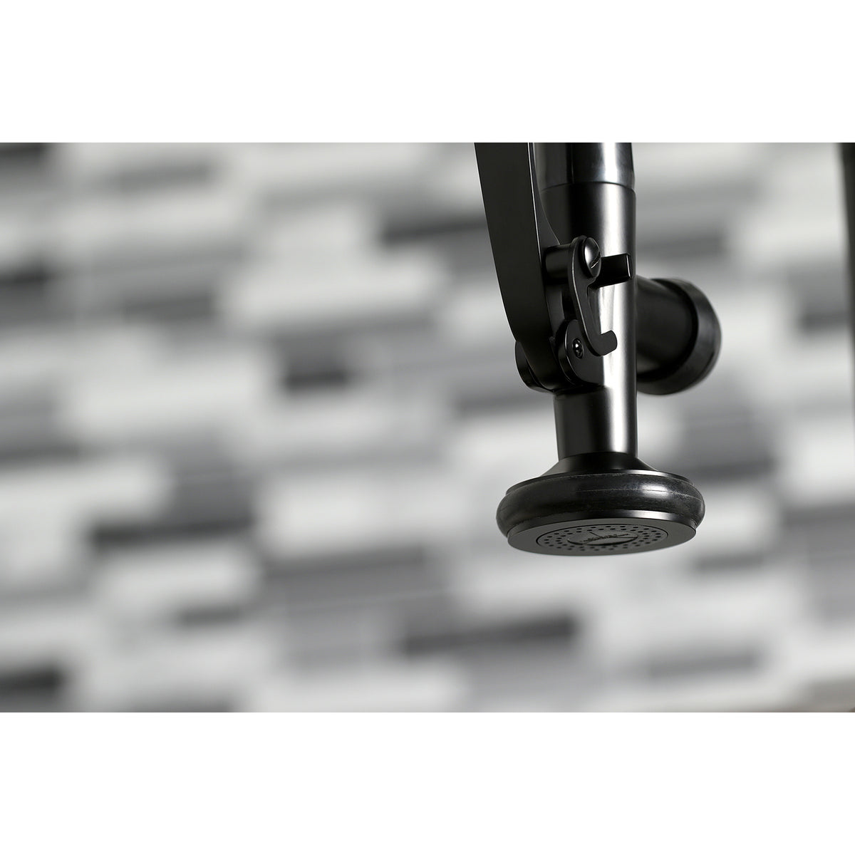 Gourmetier LS8505CTL Continental Single-Handle Pre-Rinse Kitchen Faucet