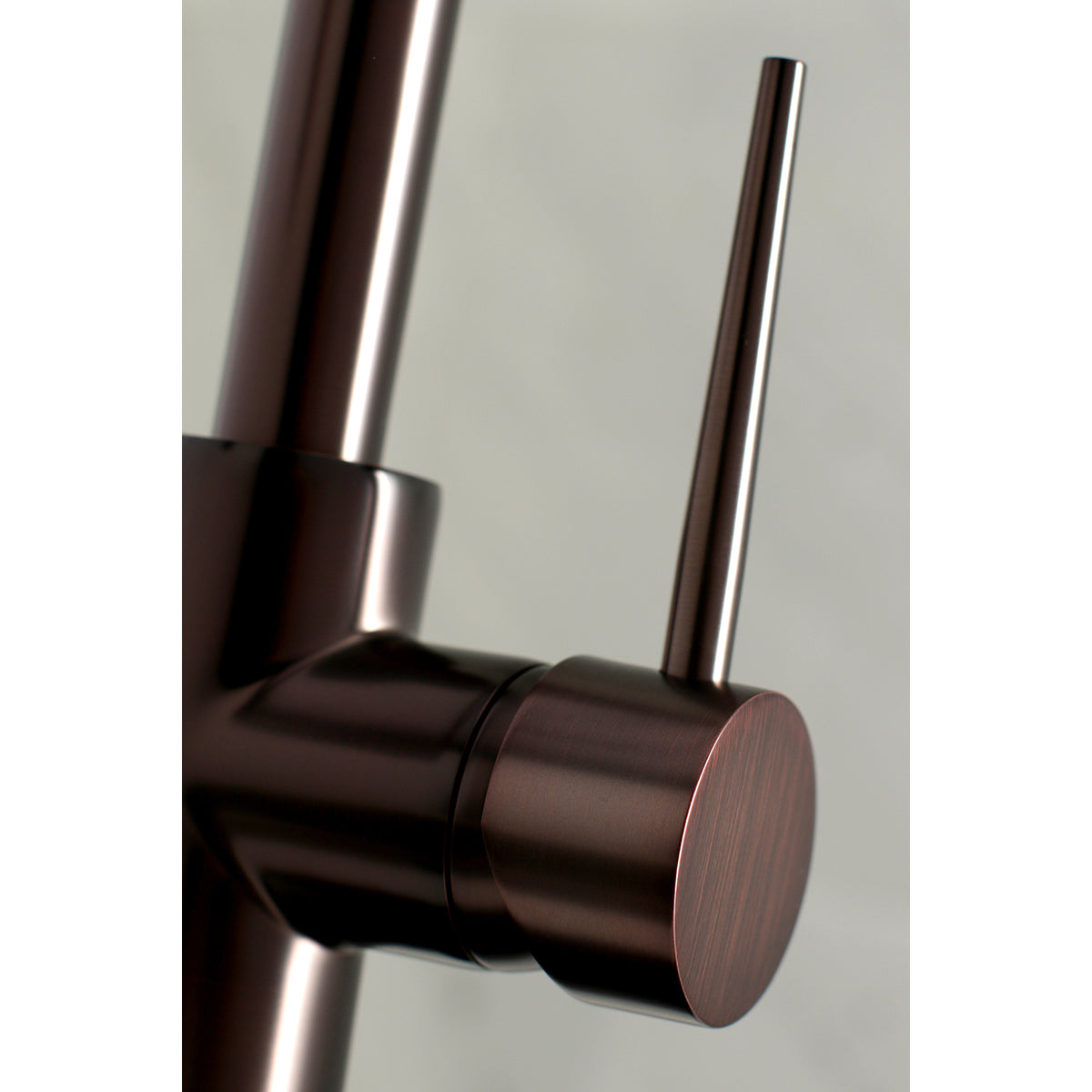 Gourmetier LS8777NYL New York Single-Handle Pre-Rinse Kitchen Faucet