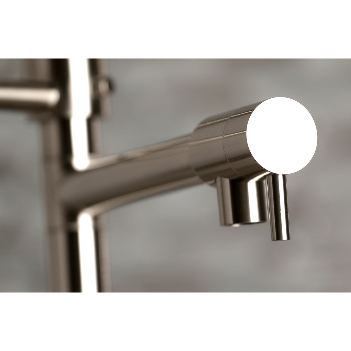 Gourmetier LS8505CTL Continental Single-Handle Pre-Rinse Kitchen Faucet