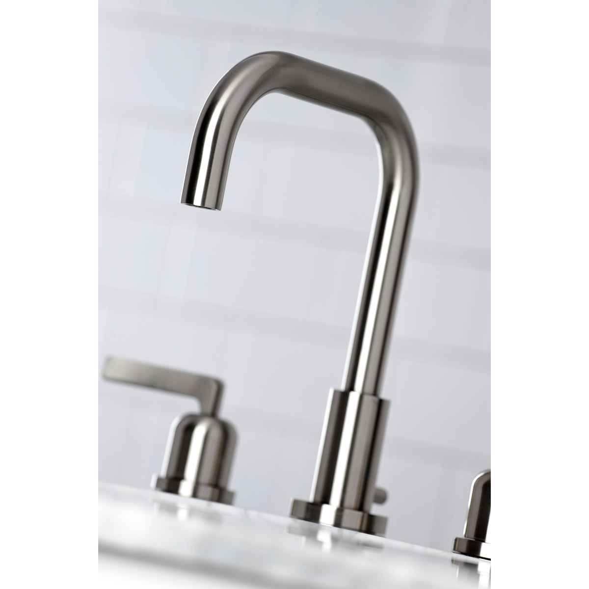 Kingston Brass FSC8931EFL Centurion Widespread Bathroom Faucet with Brass Pop-Up