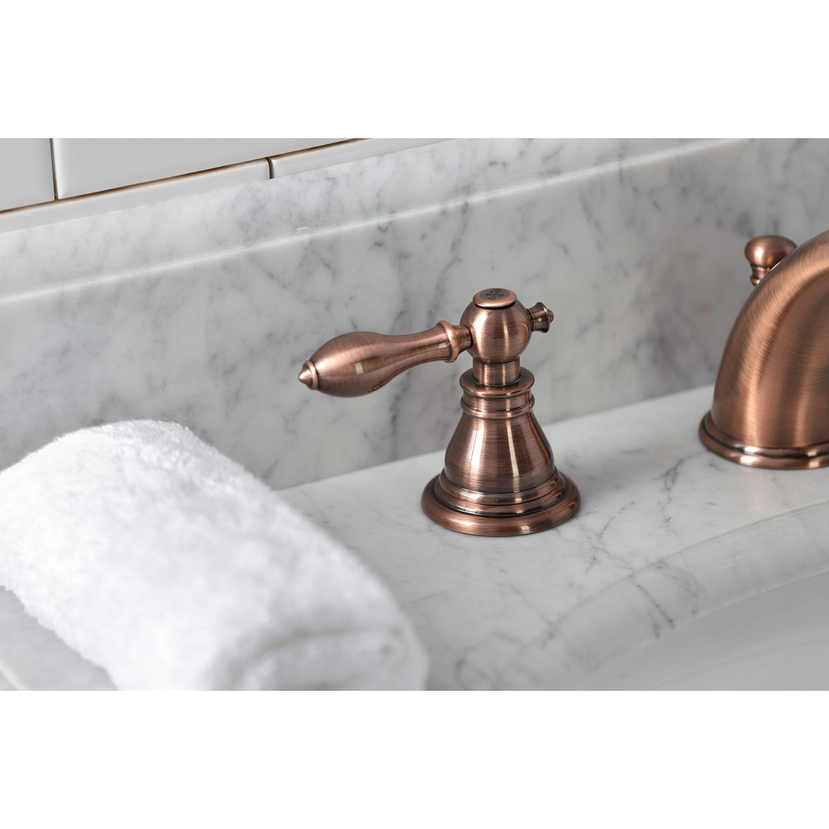 Kingston Brass KB962ACL American Classic Widespread Bathroom Faucet with Retail Pop-Up