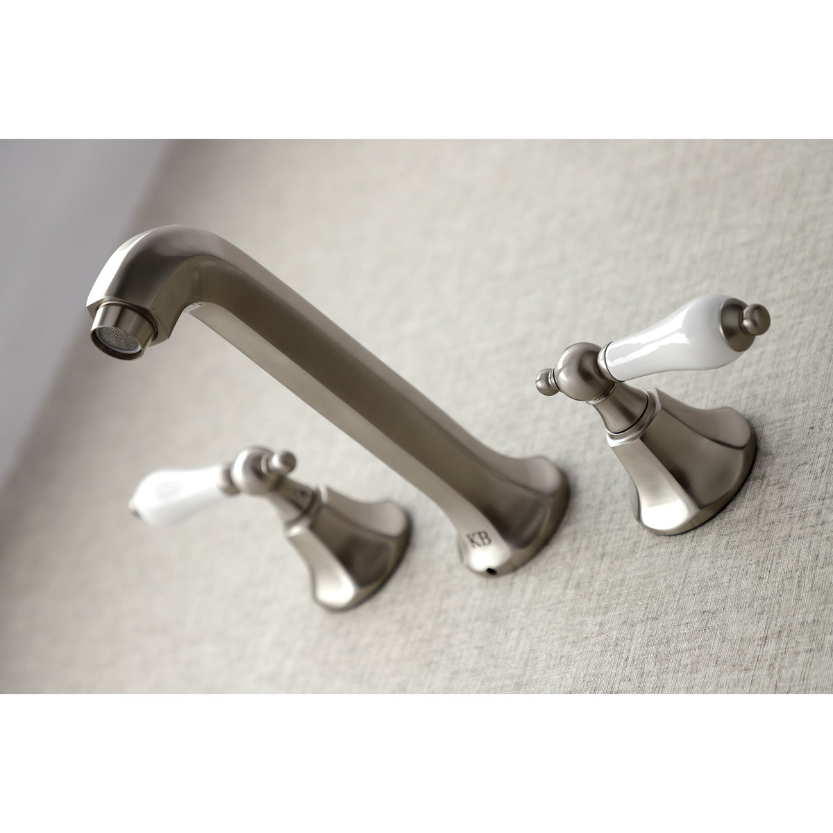Metropolitan 2-Handle Wall Mount Tub Faucet