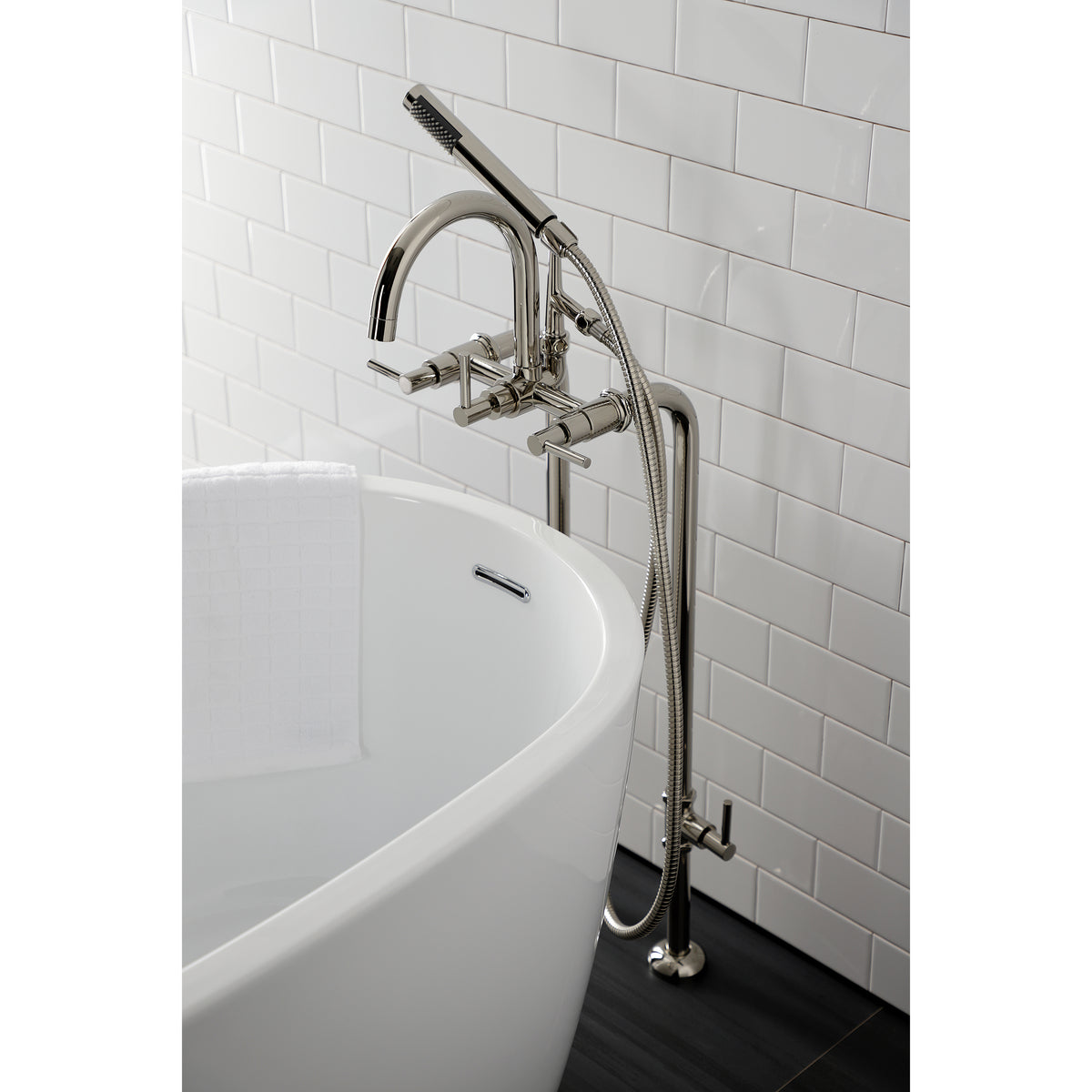 Vintage CCK8108DL Concord Freestanding Tub Faucet with Supply Line, Stop Valve