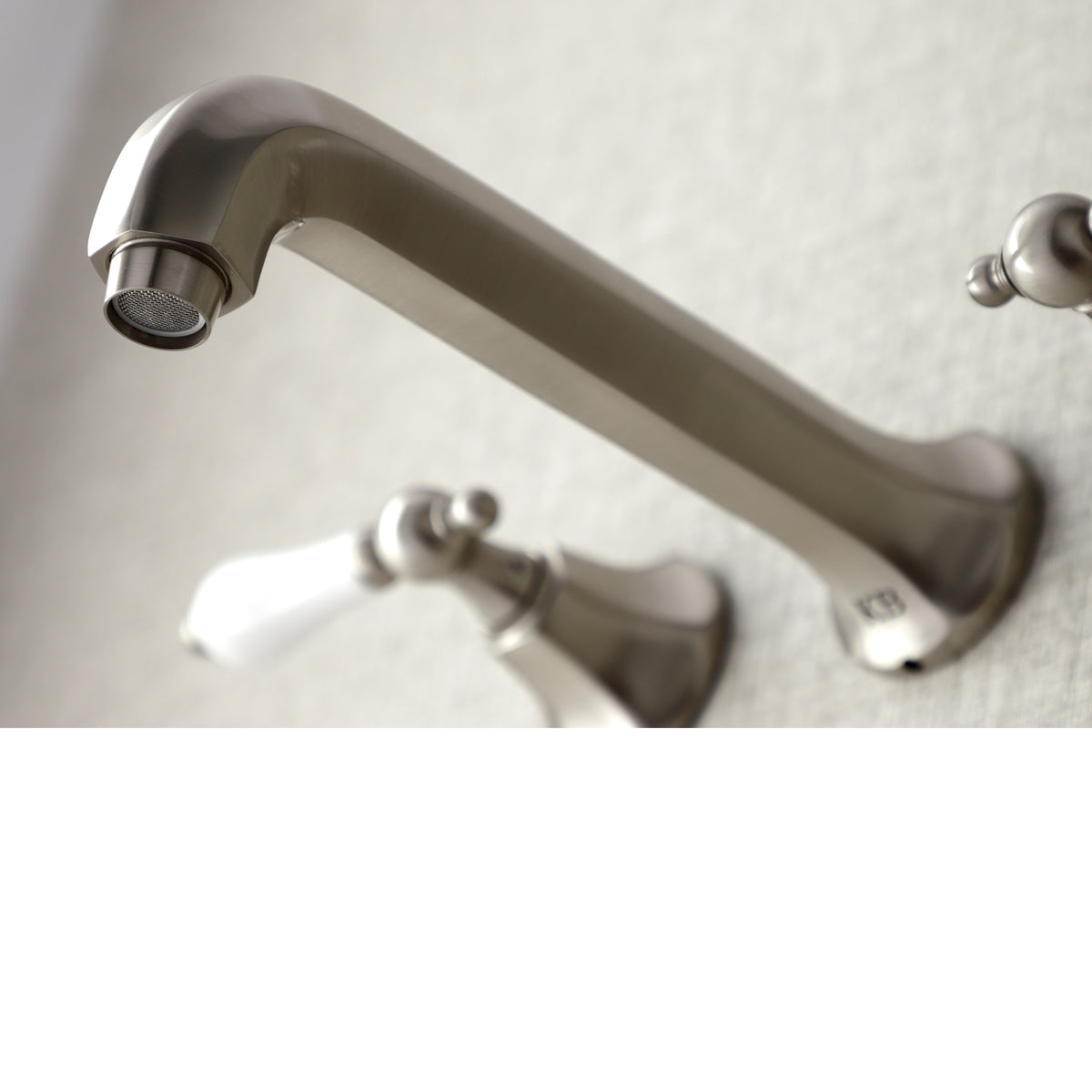 Metropolitan 2-Handle Wall Mount Tub Faucet