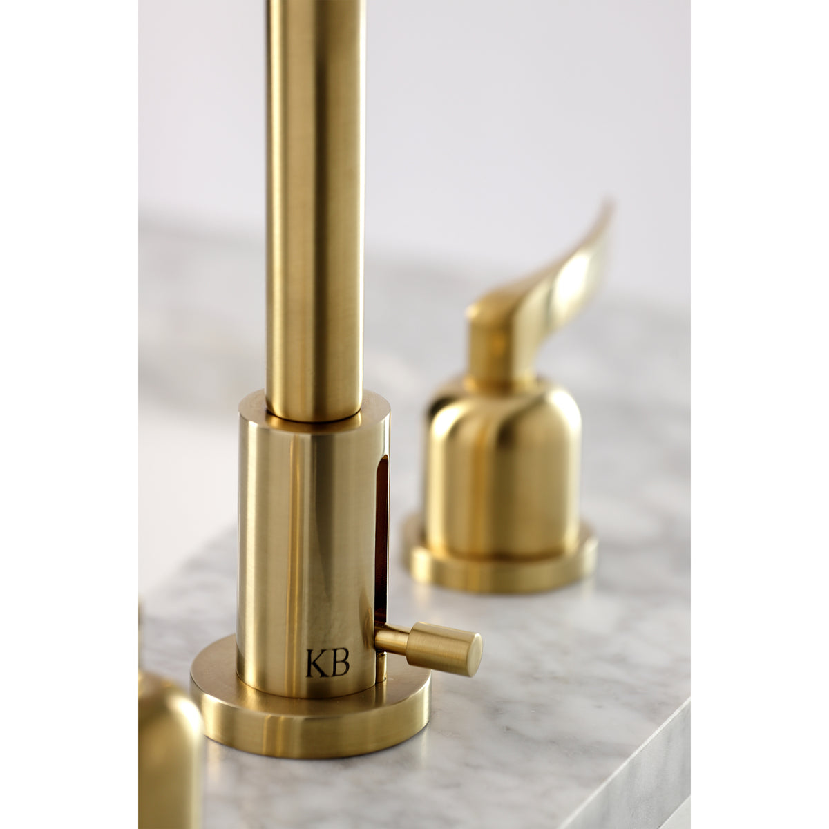 Kingston Brass FSC8931EFL Centurion Widespread Bathroom Faucet with Brass Pop-Up