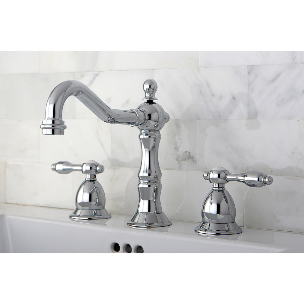 Kingston Brass KS1978TAL 8 in. Widespread Bathroom Faucet