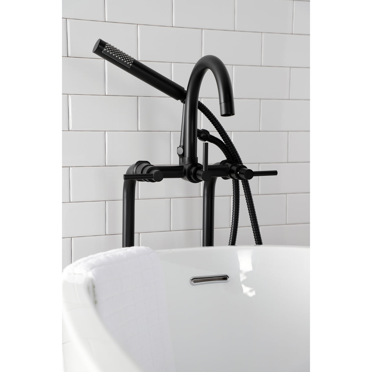 Vintage CCK8108DL Concord Freestanding Tub Faucet with Supply Line, Stop Valve