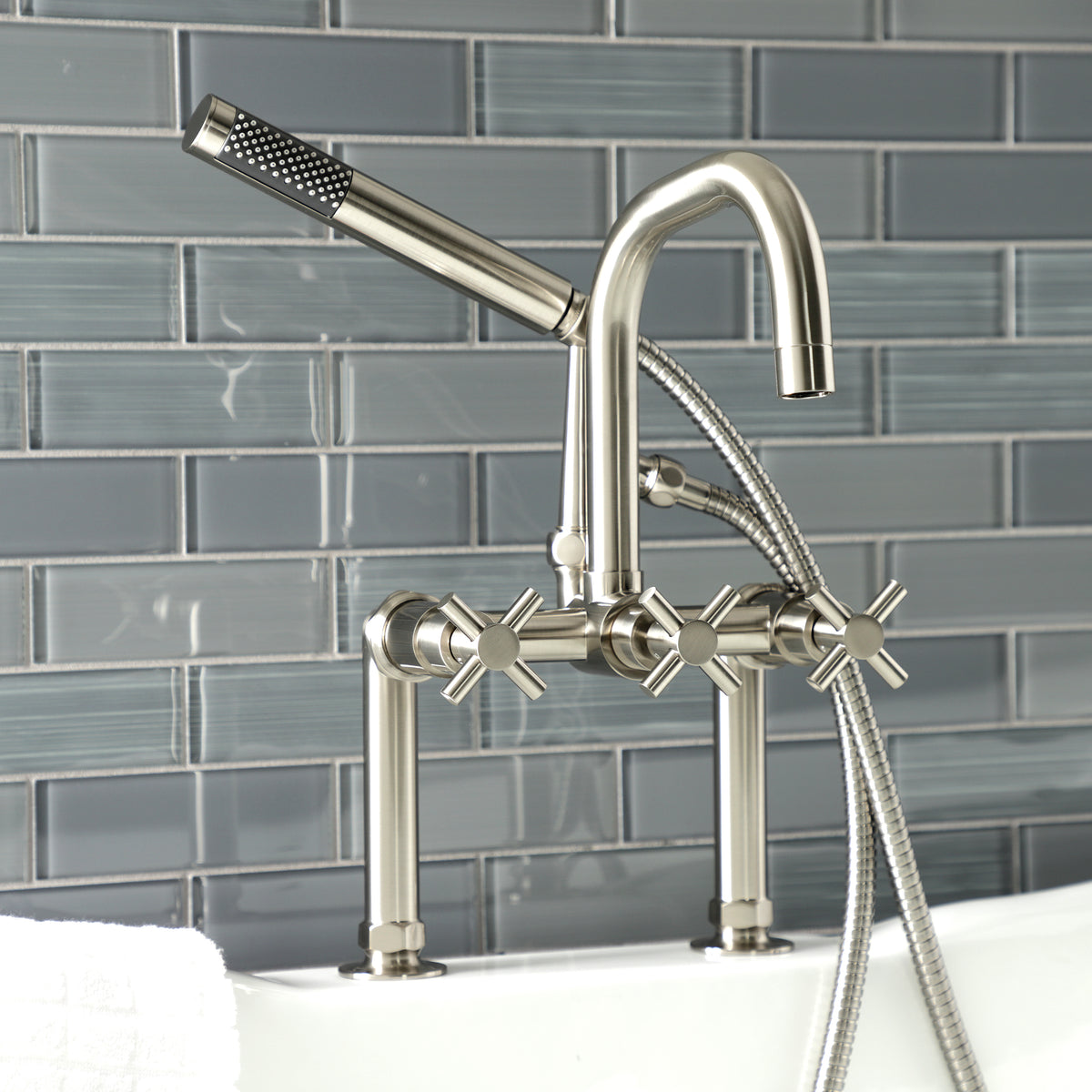 Aqua Vintage Concord Deck Mount Clawfoot Tub Faucet