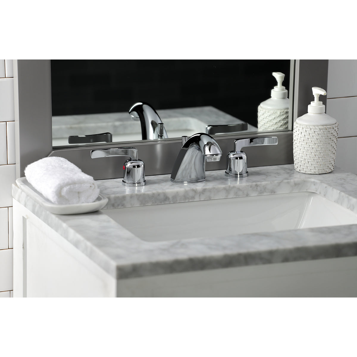 Kingston Brass FB8951EFL Mini-Widespread Bathroom Faucet