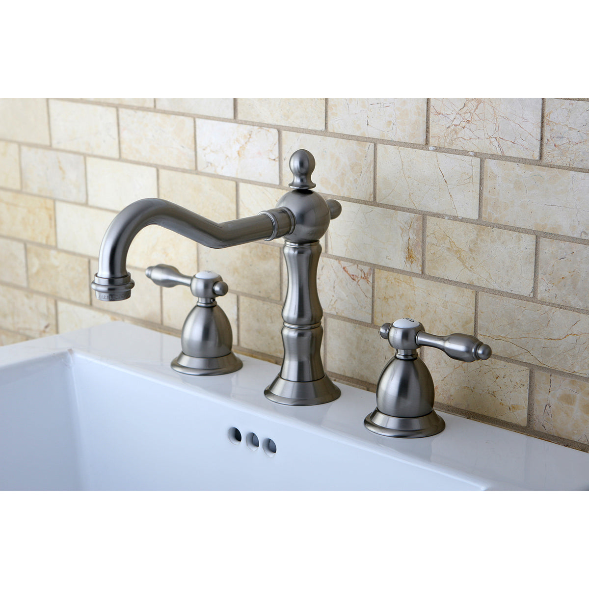 Kingston Brass KS1978TAL 8 in. Widespread Bathroom Faucet