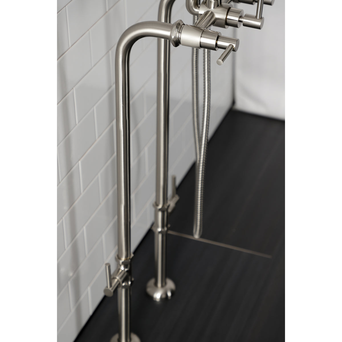 Vintage CCK8108DL Concord Freestanding Tub Faucet with Supply Line, Stop Valve