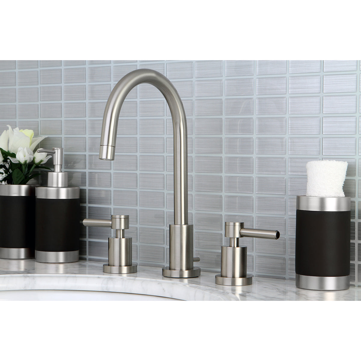 Kingston Brass KS8958DL Mini-Widespread Bathroom Faucet