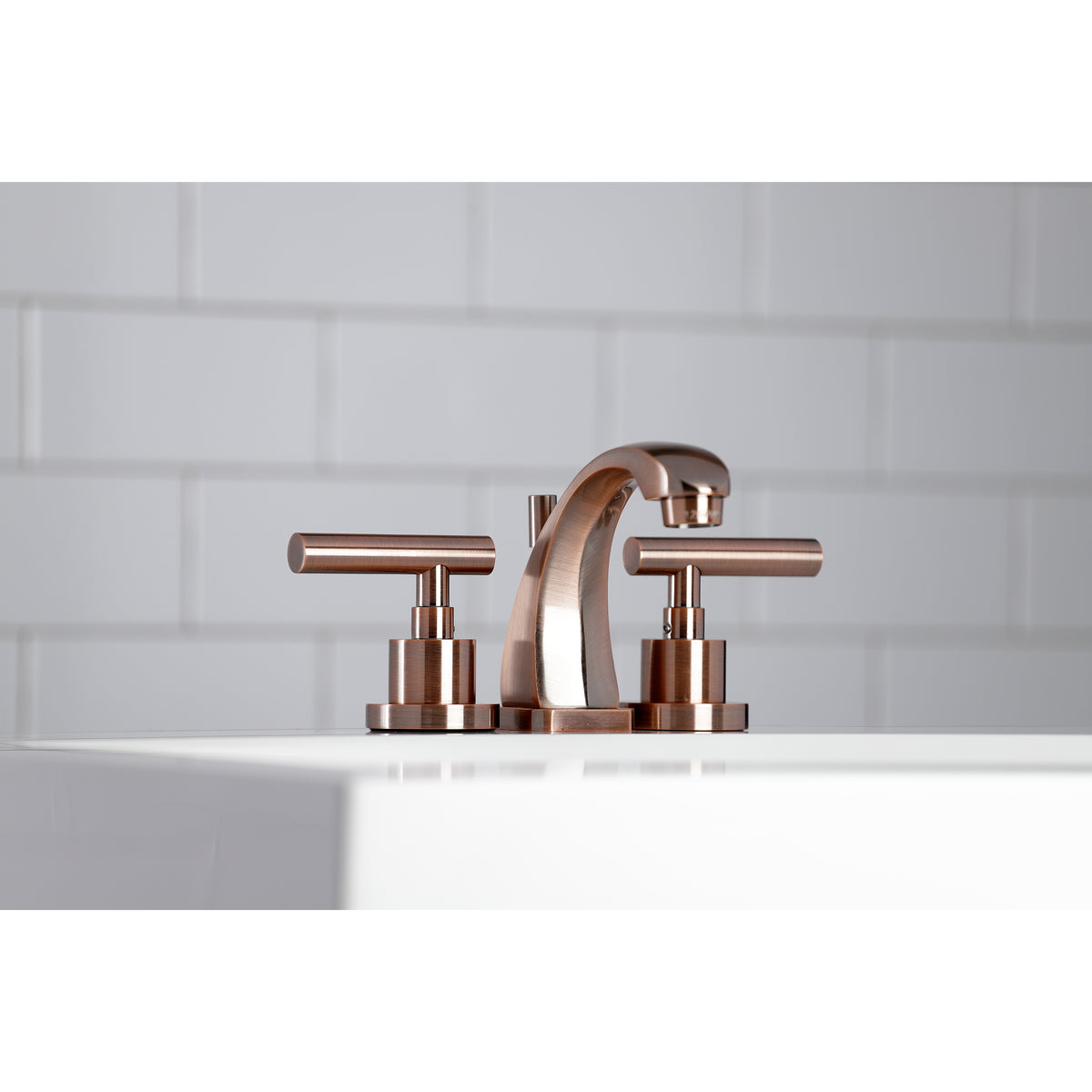 Kingston Brass KS4943CML Manhattan 8 in. Widespread Bathroom Faucet